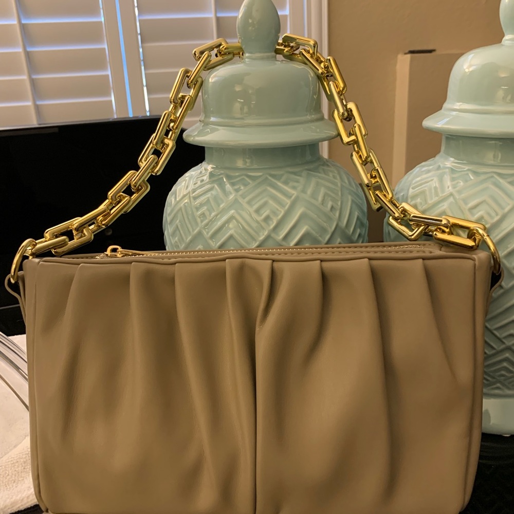 The Newest Clutch Purse. “It” bag with Chunky Chain Link Shoulder Strap